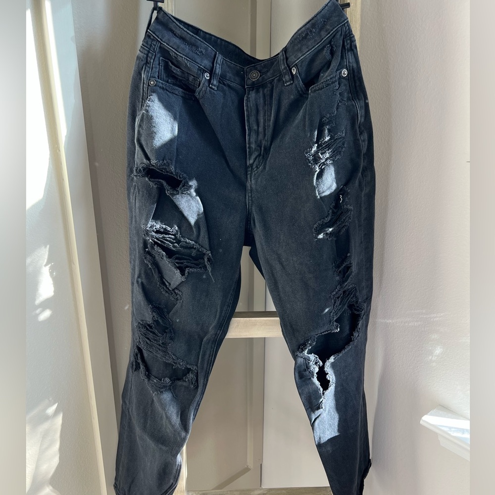 American Eagle Comfort Stretch Mom Jeans